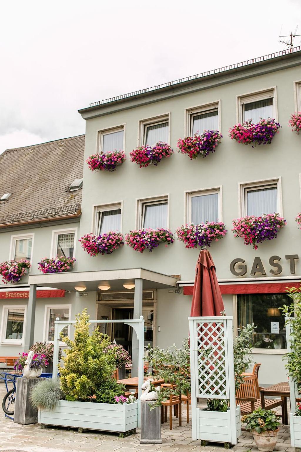 Hotel Brauereigasthof Schwanenbraeu エーバーマンシュタット エクステリア 写真